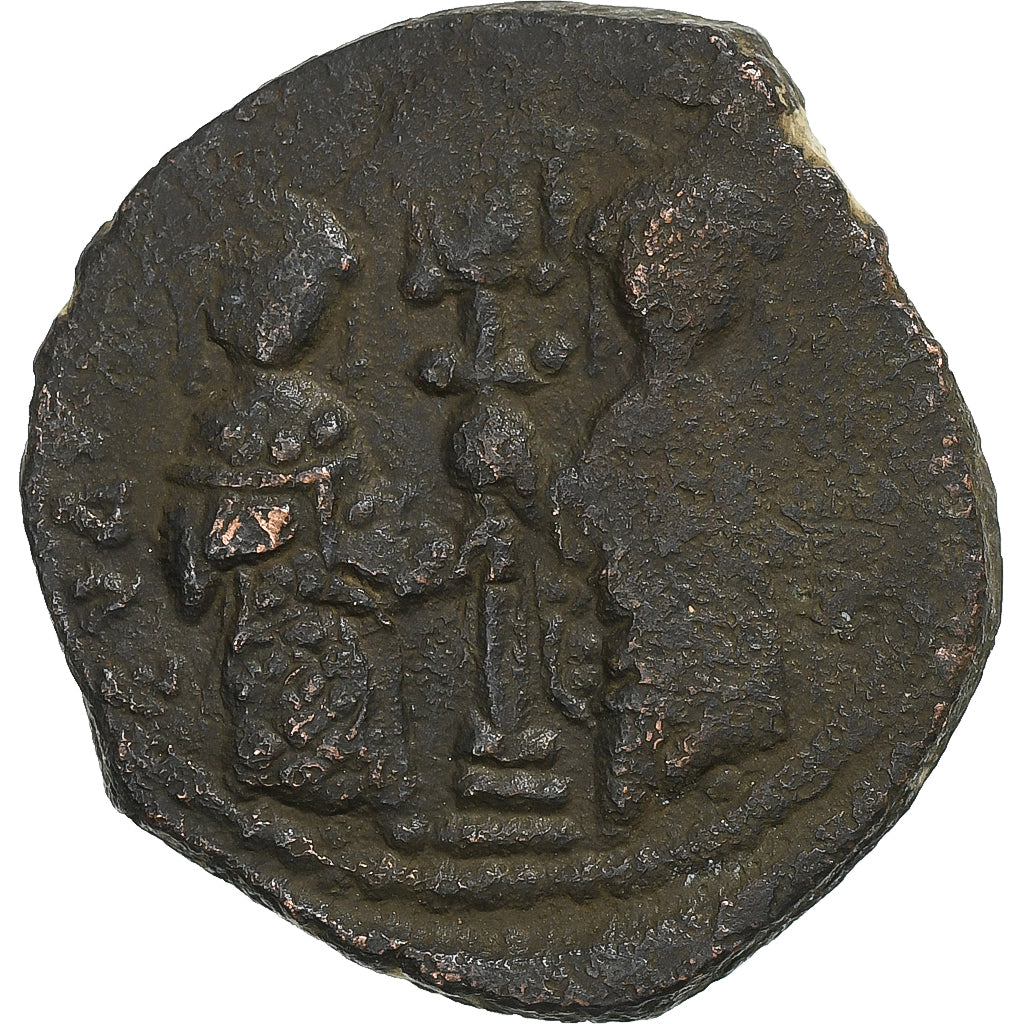 Konstantinos X,
con Eudokia,
Follis