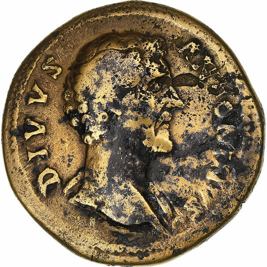 Divus Antonino Pío, 
  
  sestercio, 
  
  161